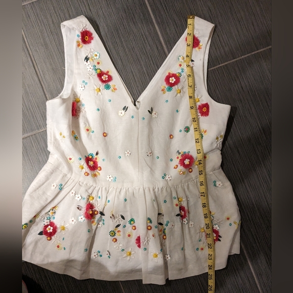 J crew embroidered sleeveless blouse size 8 - Picture 3 of 3
